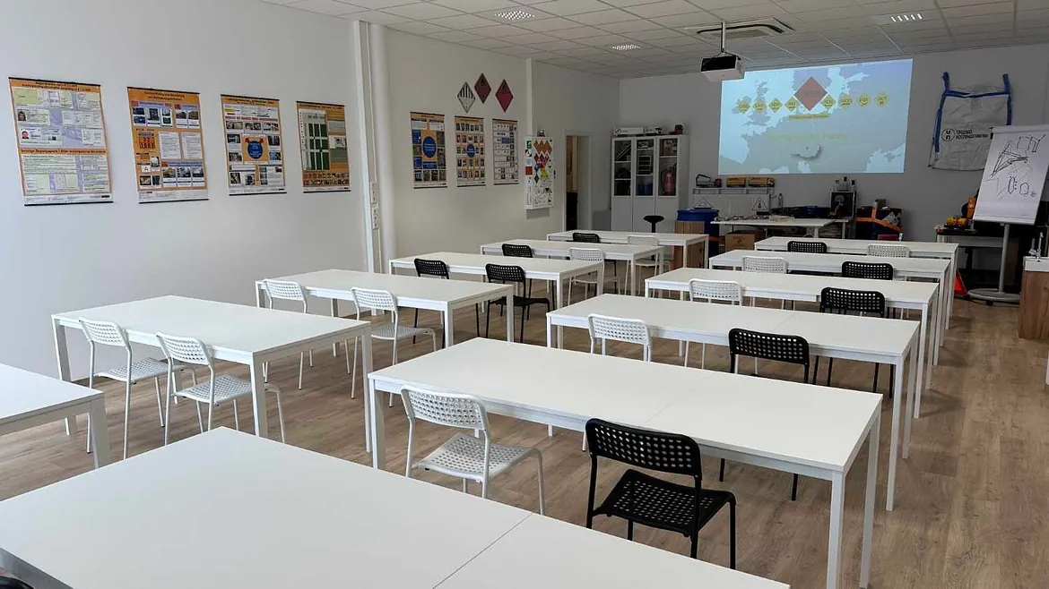 Lehrsaal Regau Vital hinten rechts