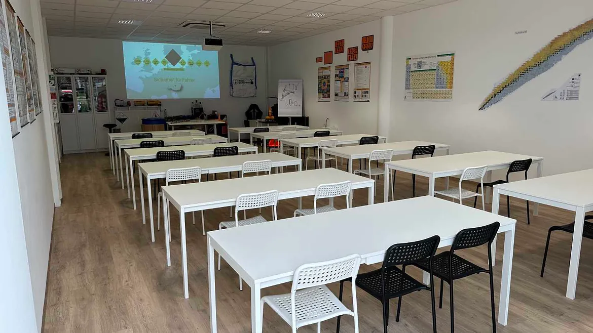 Lehrsaal Regau Vital hinten links